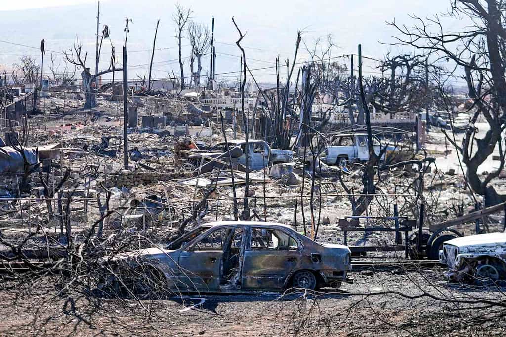 Hawaii police issue names of 388 people still missing after devastating wildfires