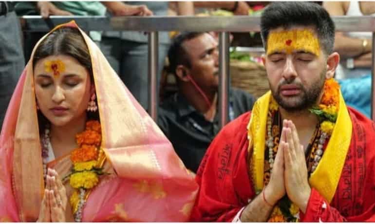 Raghav Chadha, Parineeti Chopra seek blessings at Mahakaleshwar temple in Ujjain