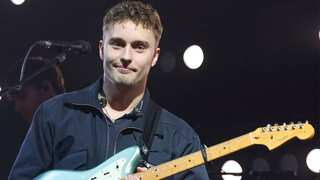 Sam Fender forced to stop several times at Leeds Music Festival due to medical emergencies