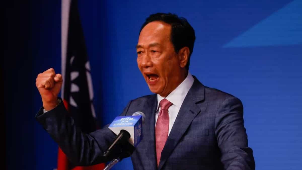 Foxconn billionaire Gou announces Taiwan presidential bid Foxconn billionaire Gou announces Taiwan presidential bid