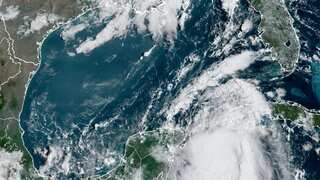 Storm Idalia lashes western Cuba as it intensifies into major hurricane