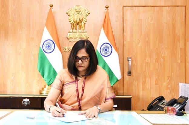 India: Railway Board gets first-ever woman chairperson and CEO. Here's what we know about her India: Railway Board gets first-ever woman chairperson and CEO. Here's what we know about her