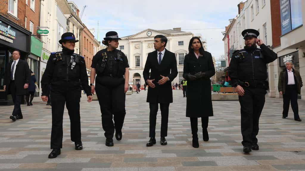 UK government orders probe into police’s ‘political activism and impartiality’