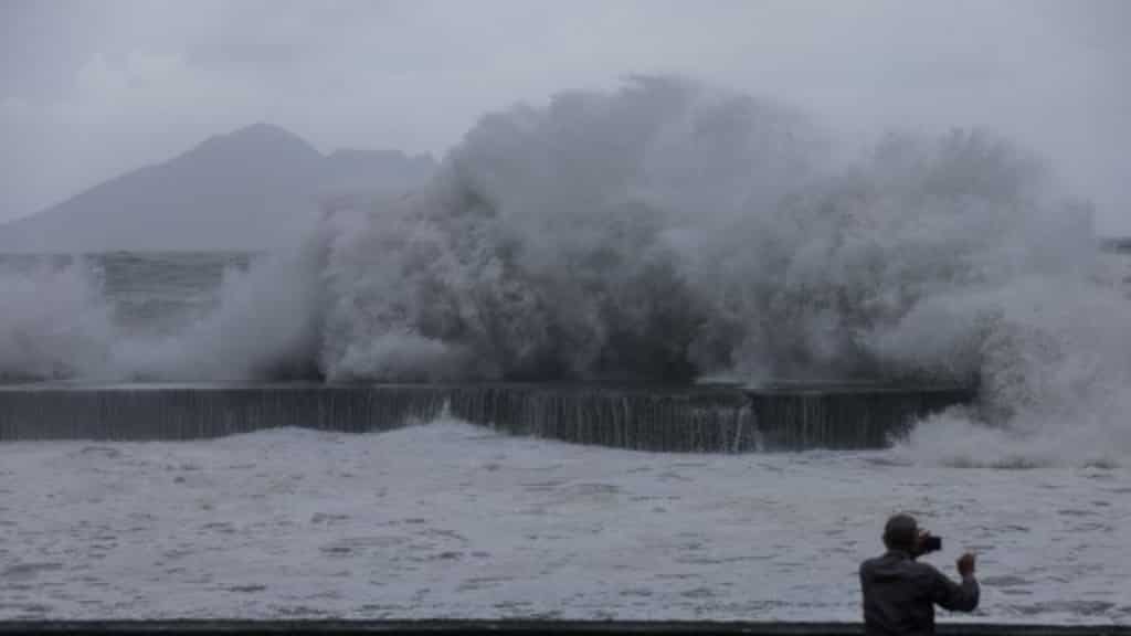 Typhoon Haikui puts Taiwan on high alert; thousands evacuated ahead of likely landfall