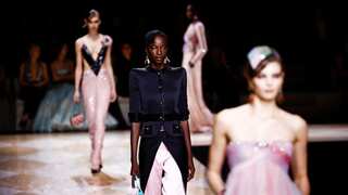 Armani stages star-studded fashion spectacle in Venice