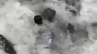 WATCH | Man's selfie adventure on Kedarnath trek takes dangerous turn, locals and SDRF comes to rescue