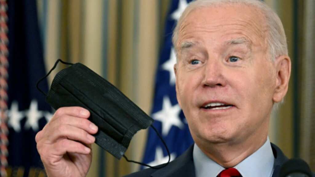 Joe Biden flouts COVID-19 guidelines, laughs off wearing masks despite exposure to virus