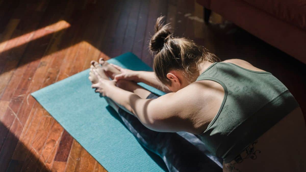 UK yoga class quietly meditating mistakenly reported as 'mass killing' UK yoga class quietly meditating mistakenly reported as 'mass killing'