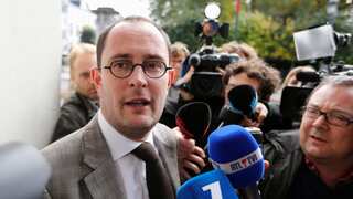 ‘Pipigate’: Belgian justice minister slammed over peeing scandal, issues apology