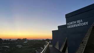 Yoga class or ‘mass killing’? British police called after several people spotted lying in ‘corpse pose’