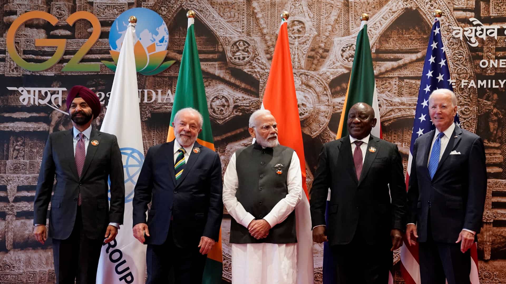Group photo during G20