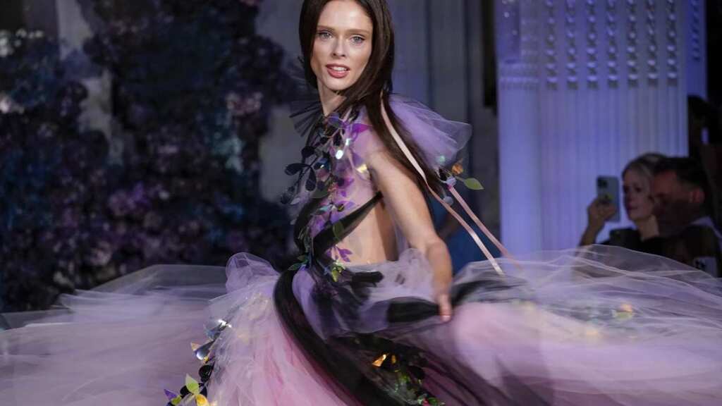 Christian Siriano marks 15 years in fashion industry with spectacular runway show featuring Sia