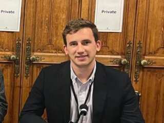 What is known about alleged 'Chinese spy' Chris Cash, a UK parliamentary researcher?