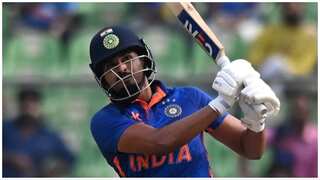 Ind vs Pak, Asia Cup: Sunil Gavaskar, Harbhajan Singh have this to say on injury-prone Shreyas Iyer