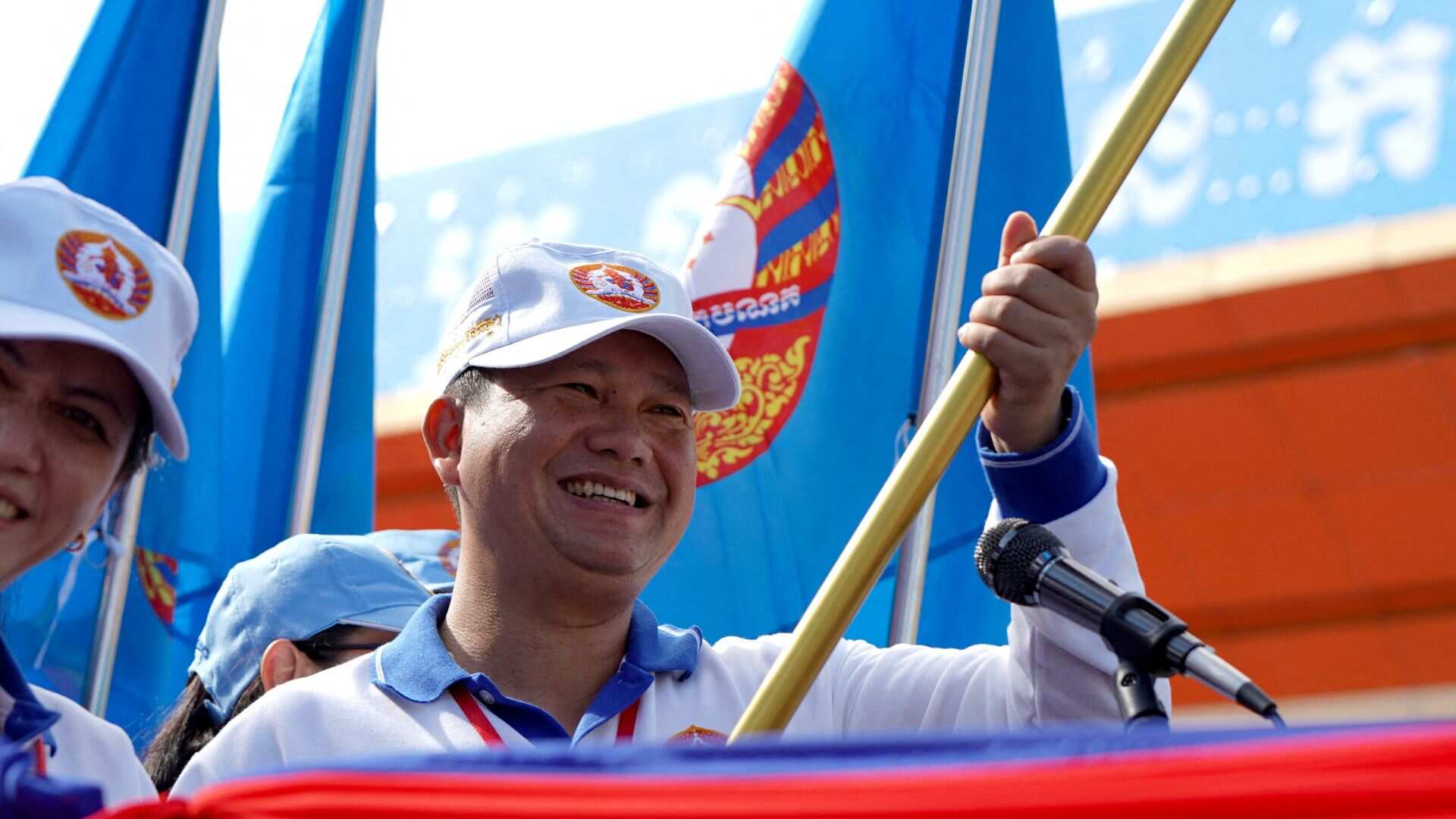 Cambodian PM to visit China, meet Xi this week: Beijing Cambodian PM to visit China, meet Xi this week: Beijing