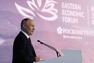Putin expresses faith in the rouble, says ‘nothing drastic’ following crash