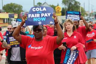 US: United Auto Workers strikes at General Motors, Ford Motor and Stellantis plants