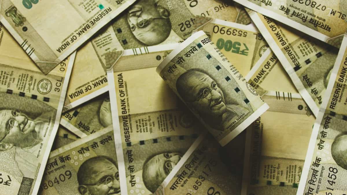 Foreign investors inject Rs 11,366 crore into Indian debt; 2024 inflows surpass Rs 1 lakh crore 