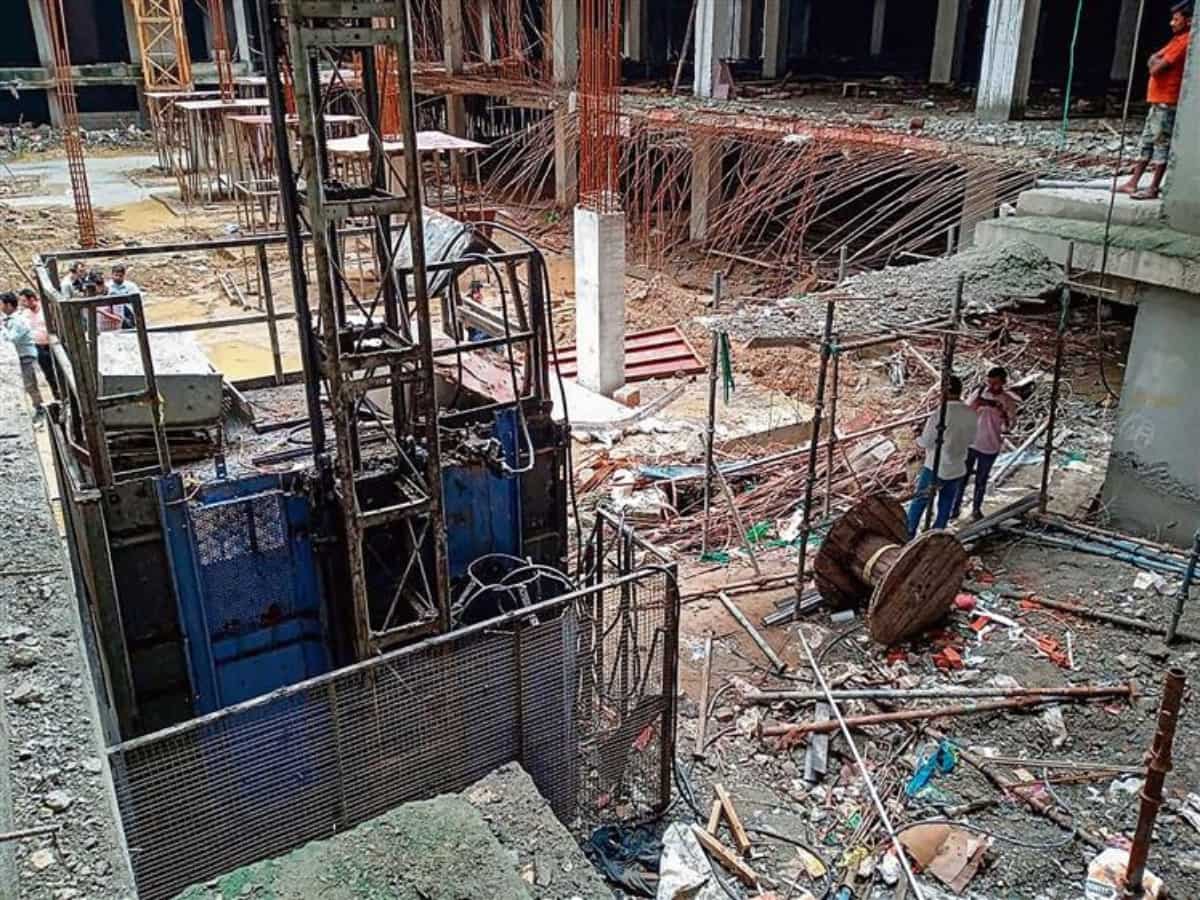 India: Under-construction housing society lift crashes in Greater Noida, killing 8 workers