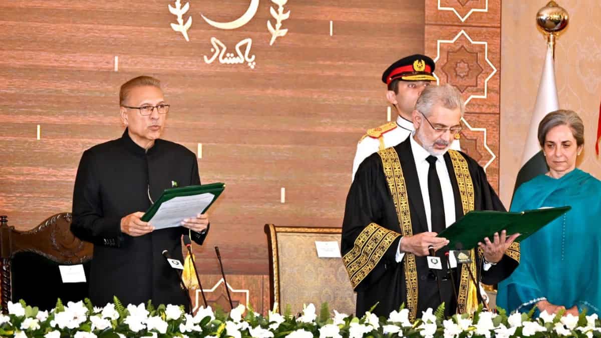 Qazi Faez Isa takes oath as Pak's 29th Chief Justice, with wife by his side in defiance of Imran Khan