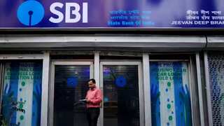 Indian bank finds unique way to tackle loan defaulters, it involves chocolates...