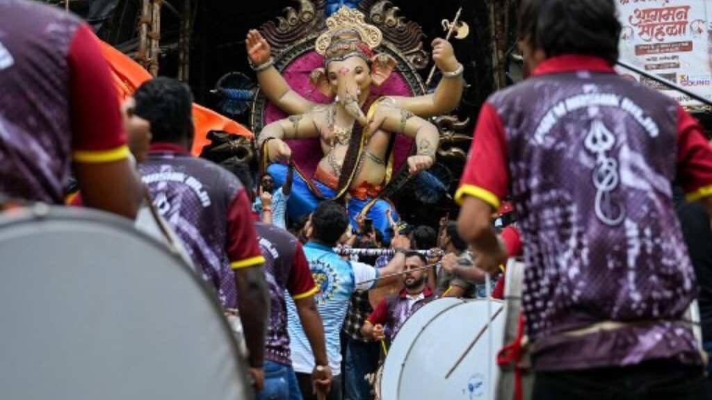 Ganesh Chaturthi 2023: Check date, significance, auspicious time and wishes to send to your loved ones