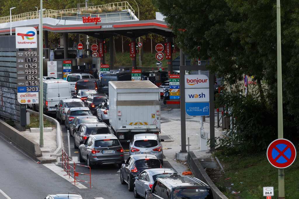 France to permit sale of fuel below cost to combat inflation