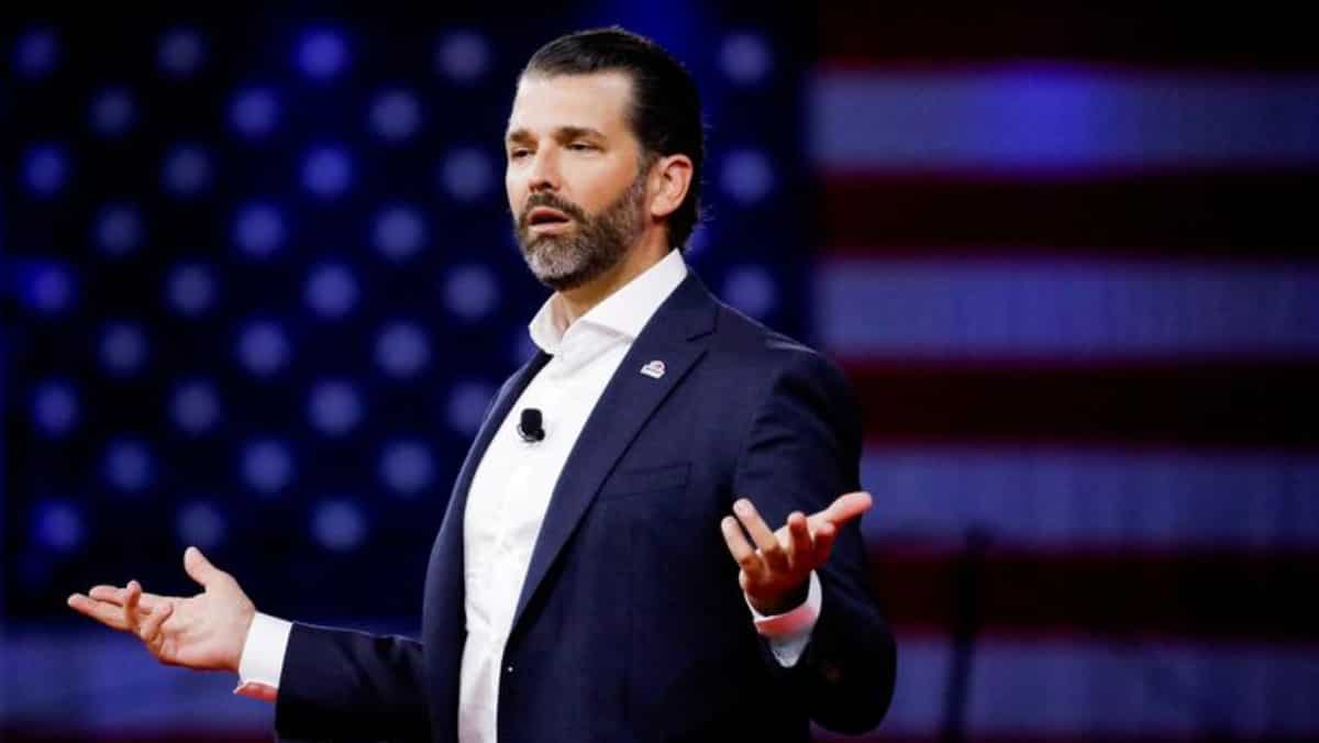 Donald Trump's son threatened with letter containing suspicious white powder Donald Trump's son threatened with letter containing suspicious white powder