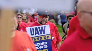 UAW halts Ford's Kentucky truck plant in surprise move amid labour negotiations 