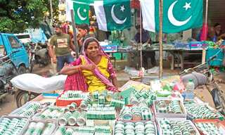 Pakistan: 40% population slips below poverty line, World Bank sounds alarm bell