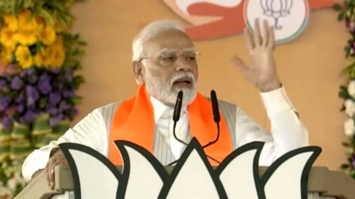 Watch: PM Modi addresses rally in Bhopal, calls I.N.D.I.A. 'ghamandia alliance' Watch: PM Modi addresses rally in Bhopal, calls I.N.D.I.A. 'ghamandia alliance'