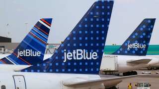 Eight injured as JetBlue flight faces severe turbulence before landing in Florida