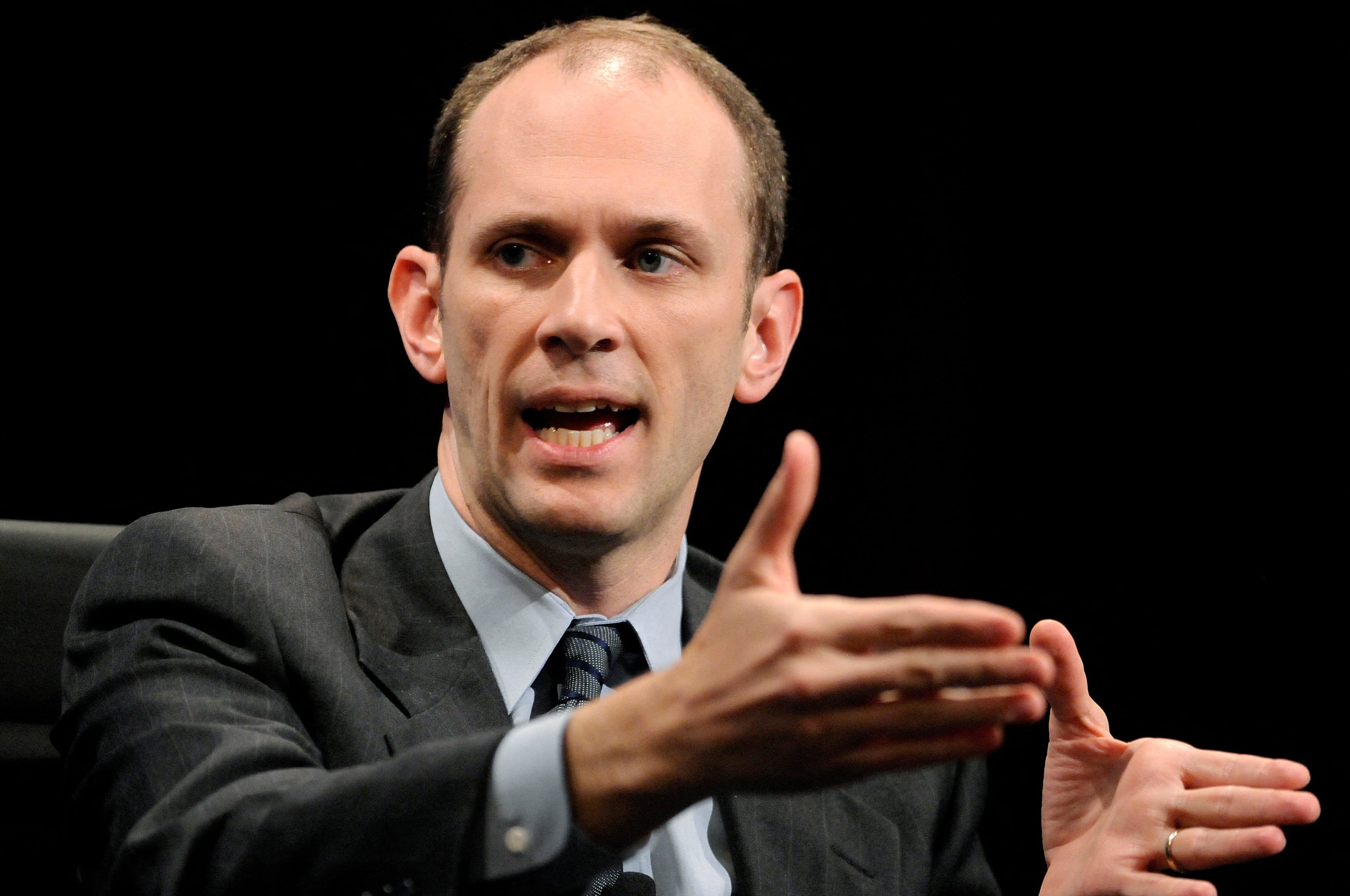 Federal Reserve official highlights "golden path" to avert recession amidst rate hikes Federal Reserve official highlights "golden path" to avert recession amidst rate hikes