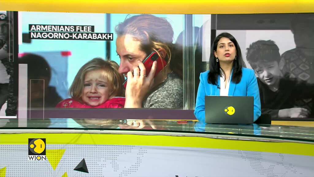 Ethnic Armenians flee breakaway region of Nagorno-Karabakh