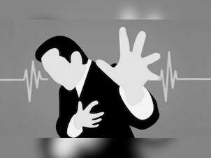 Heart attack claims life of another young Indian as 19-year-old collapses mid-dance in Gujarat