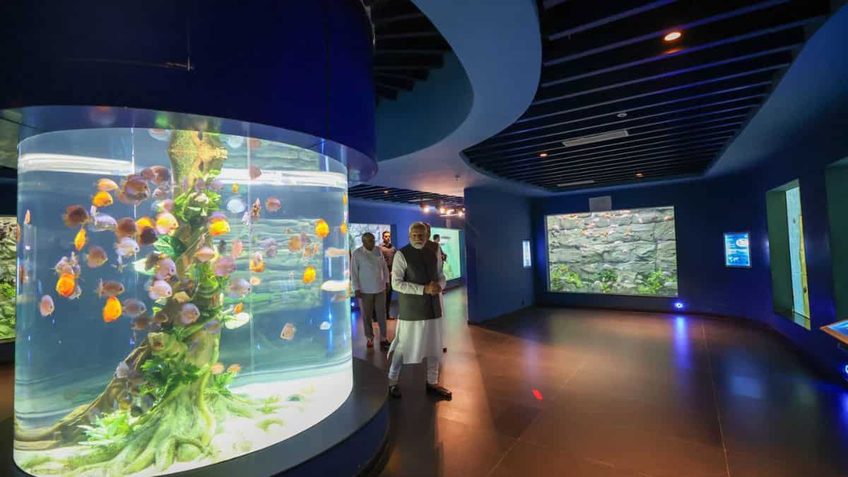 PM Modi calls Aquatic Gallery celebration of marine marvels