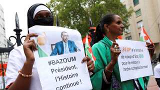 France's ambassador to Niger lands in Paris weeks after junta demands diplomat's expulsion