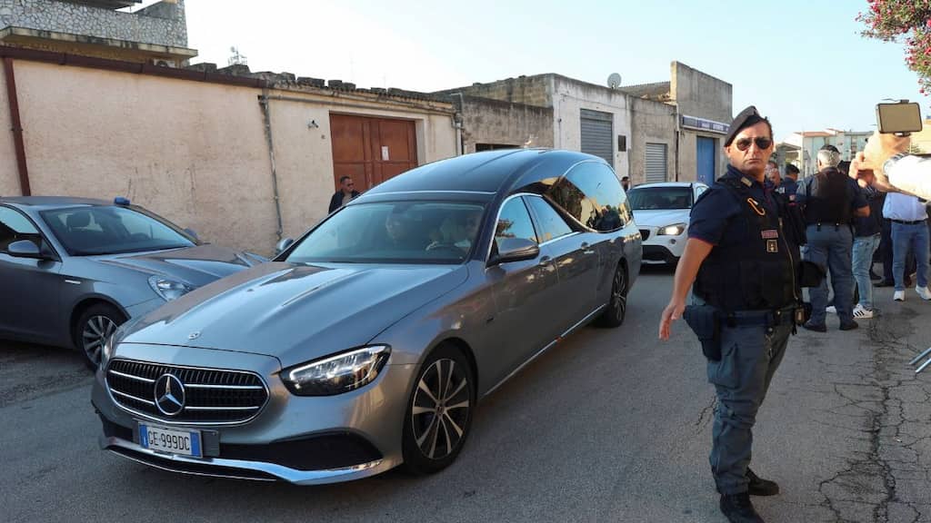 Sicilian mafia boss Matteo Messina Denaro laid to rest with only close family members in attendance