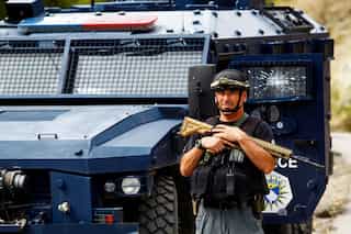 US urges Serbia to withdraw forces from Kosovo border, NATO bolsters forces