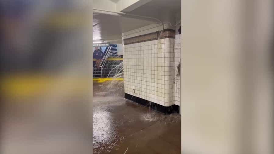 Subways paralysed
