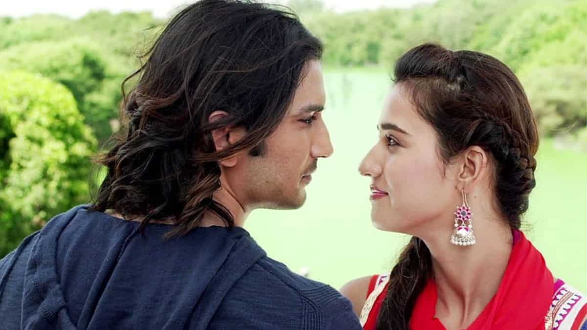 Disha Patani pays heartfelt tribute to Sushant Singh Rajput on 7th anniversary of MS Dhoni: The Untold Story Disha Patani pays heartfelt tribute to Sushant Singh Rajput on 7th anniversary of MS Dhoni: The Untold Story