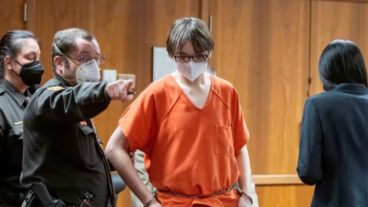 Michigan teen shooter's parents to face trial Michigan teen shooter's parents to face trial