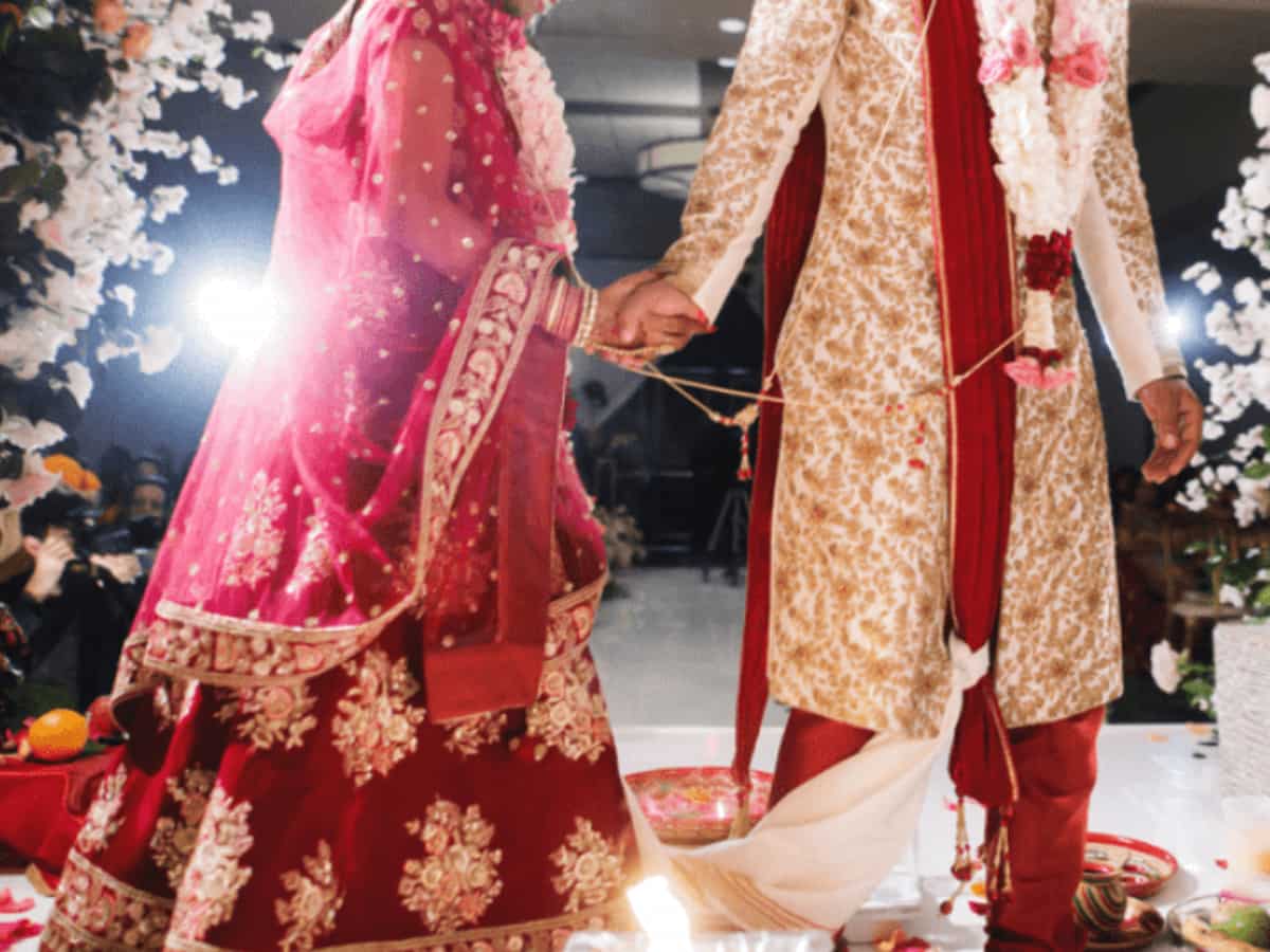 Hindu marriage not valid without 'saat pheras': Allahabad High Court Hindu marriage not valid without 'saat pheras': Allahabad High Court
