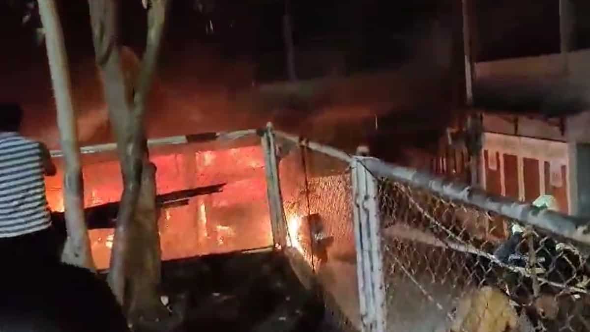 At least 7 killed, 40 injured in deadly building fire in Mumbai's Goregaon At least 7 killed, 40 injured in deadly building fire in Mumbai's Goregaon