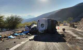Mexico: Bus carrying migrants overturns, killing 18