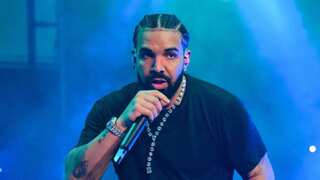 Drake offers to pay medical bill of fan dealing with multiple sclerosis at his Toronto show