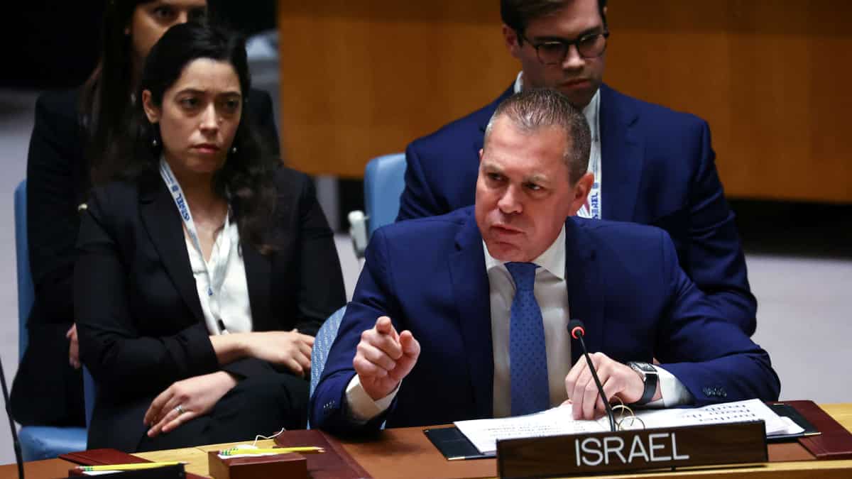 Israel's ambassador to UN accuses Hamas of war crimes Israel's ambassador to UN accuses Hamas of war crimes