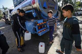Israel-Hamas war: Israeli authorities order immediate cut to Gaza water, electricity supply