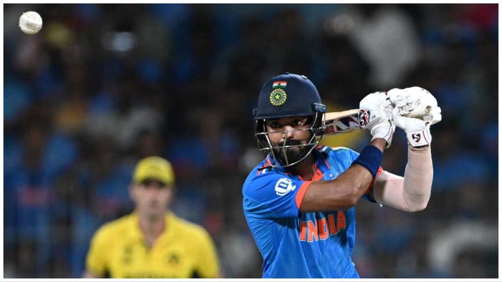 World Cup 2023, WATCH: KL Rahul perishes to Mitchell Starc's reverse swing, India slump