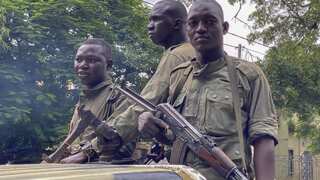 Mali: Military junta aims takeover of key UN camp in north